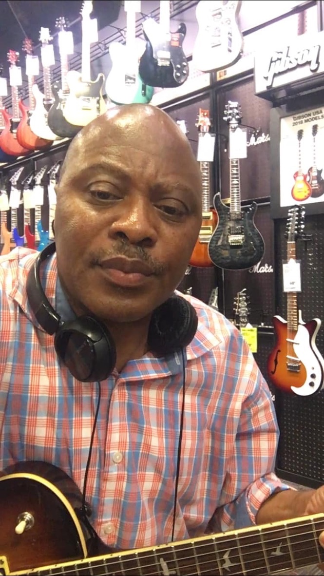 A cherished memory of Roberto's life.